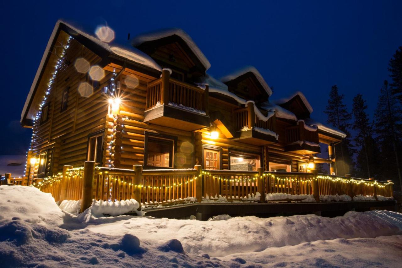 Castle Mountain Chalets 外观 照片