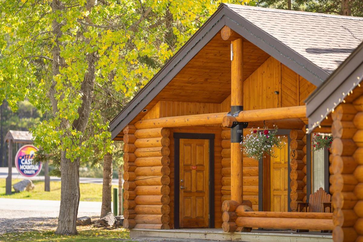 Castle Mountain Chalets 外观 照片