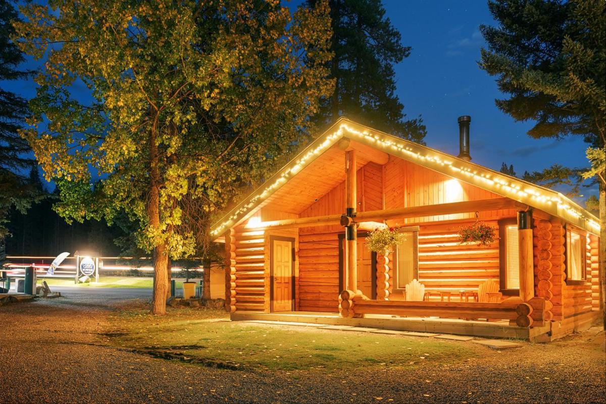 Castle Mountain Chalets 外观 照片